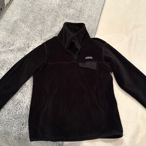 Women’s Black Fluffy Patagonia - size small